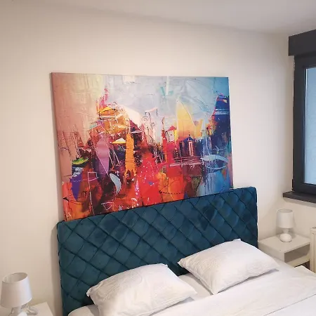 The Silken Symphony Nisz