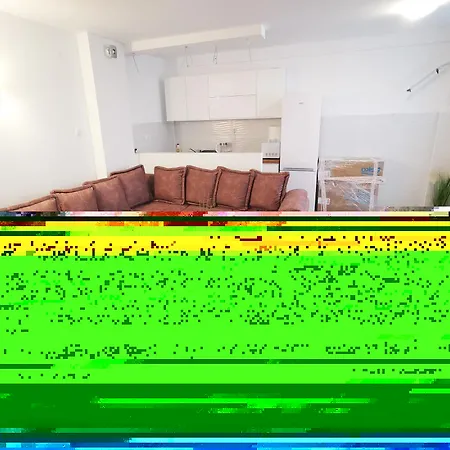 The Silken Symphony Nisz